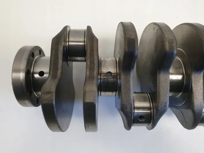 Opel Corsa D 1.3 CDTI WAŁ KORBOWY