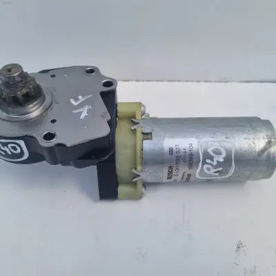 Volvo VOLVO V60 I S60 II XC60 I LEWY SILNICZEK FOTELA 0130002527