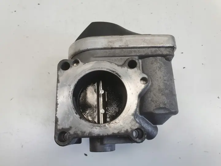 Seat Ibiza III 1.4 16V PRZEPUSTNICA 036133062N