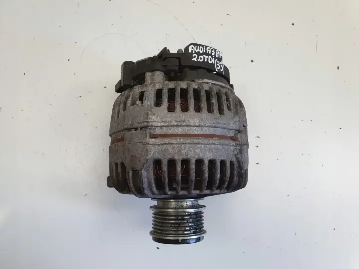 Audi A3 8P VW Golf V 1.9 TDI ALTERNATOR bosch 06F903023F 140A