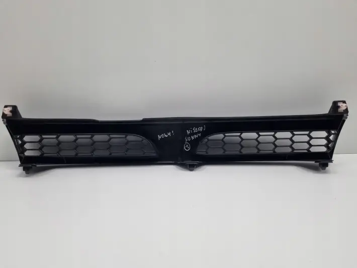 Nissan Sunny N14 91-96r PRZEDNIA ATRAPA CHŁODNICY GRIL GRILL nowy