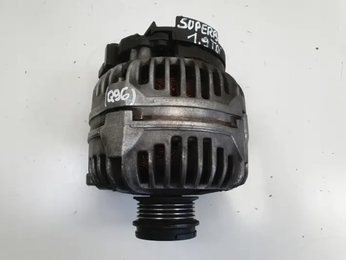 Skoda Superb I 1.9 TDI ALTERNATOR Bosch 028903029B 120A