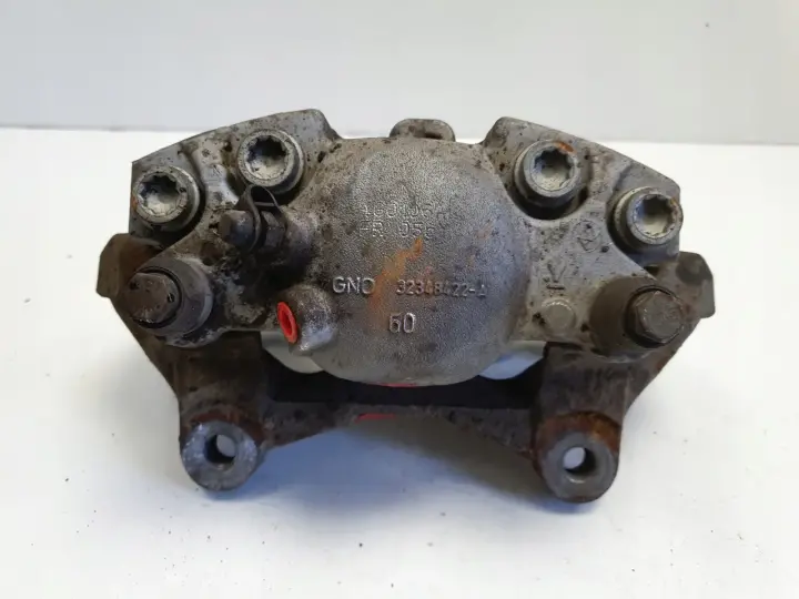 Audi A6 C7 PRZEDNI ZACISK HAMULCOWY prawy przód PASAŻERA 32348422-A