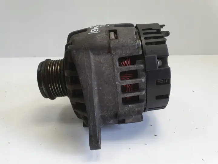 Renault Laguna I 1.9 DTI ALTERNATOR 8200054588 valeo 120A
