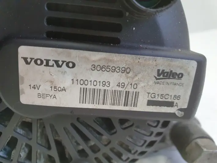 Volvo S40 II 1.6 D2 ALTERNATOR Valeo 30659390 150A