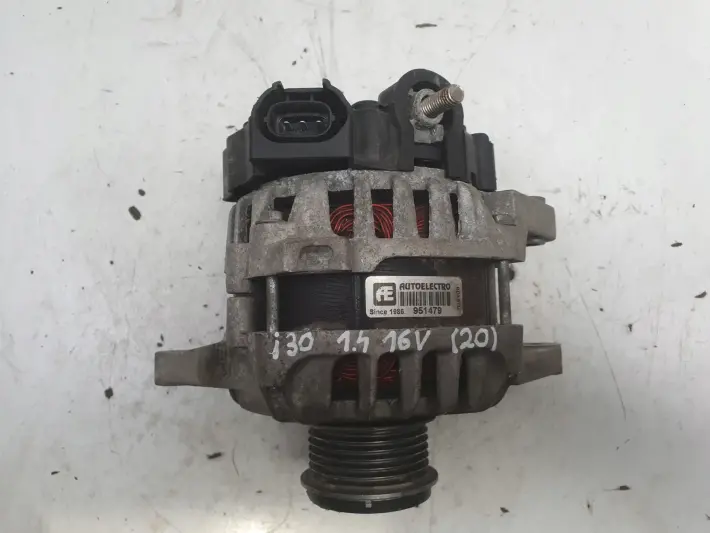 Hyundai I30 1.4 16V ALTERNATOR