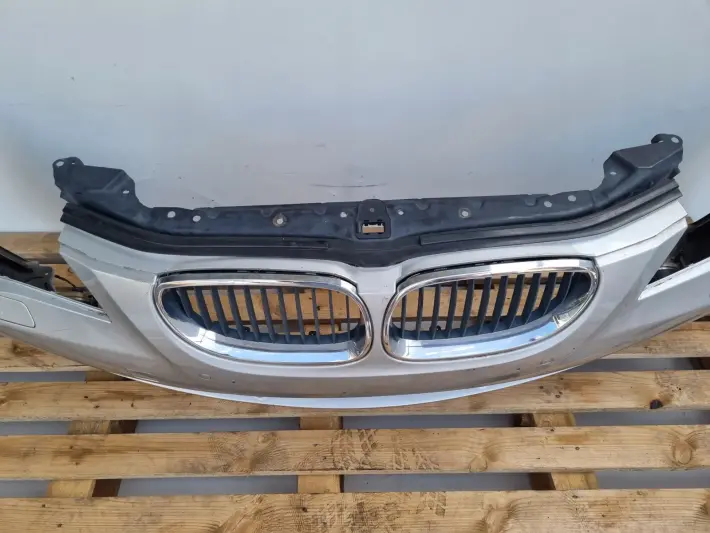 BMW E60 03-07r KOMPLETNY PRZEDNI ZDERZAK przód SREBRNY SPRYSKI PDC 354