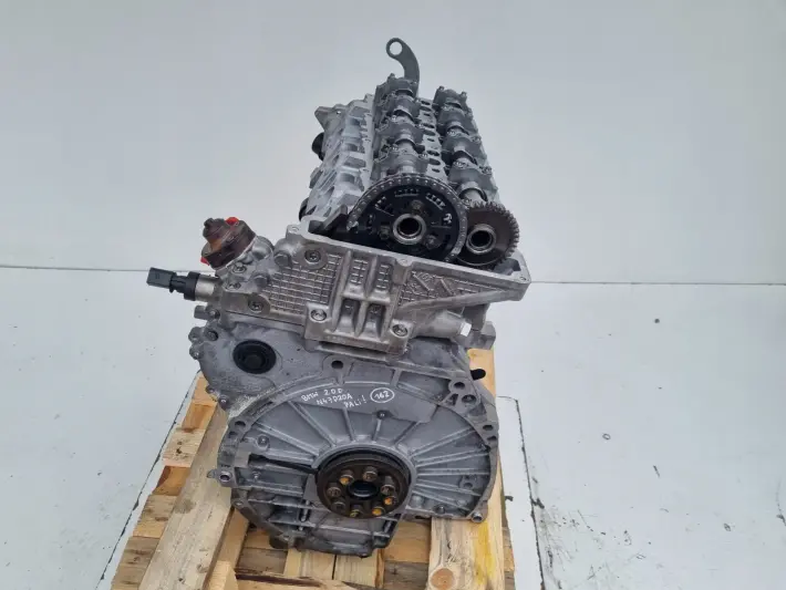 SILNIK PO REGENERACJI BMW E60 E61 2.0 D DIESEL nowy rozrząd N47D20A