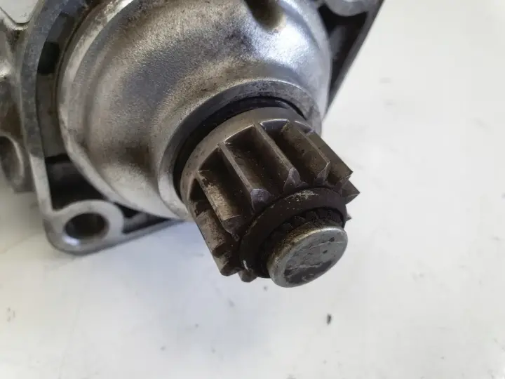 VW Golf VI 1.6 TDI ROZRUSZNIK bosch 02Z911024H