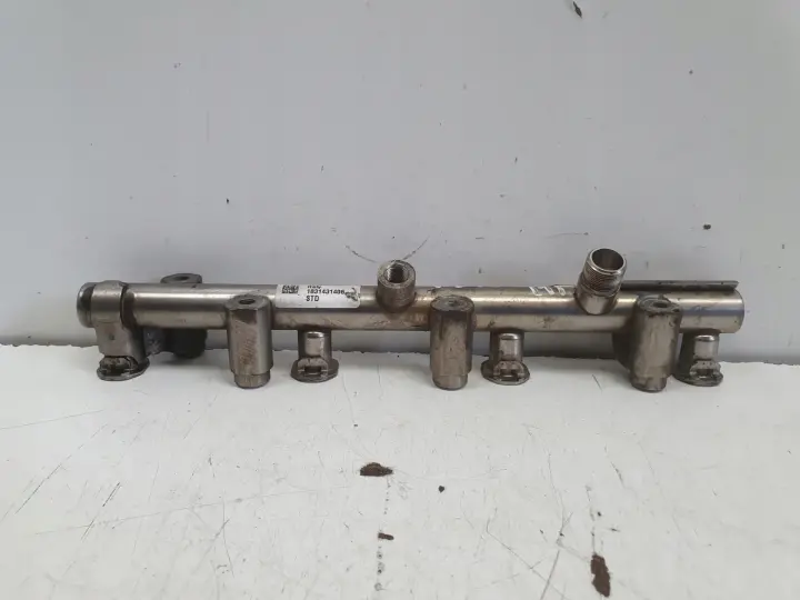 Renault Scenic Megane IV 1.3 Tce LISTWA WTRYSKOWA 175222462R