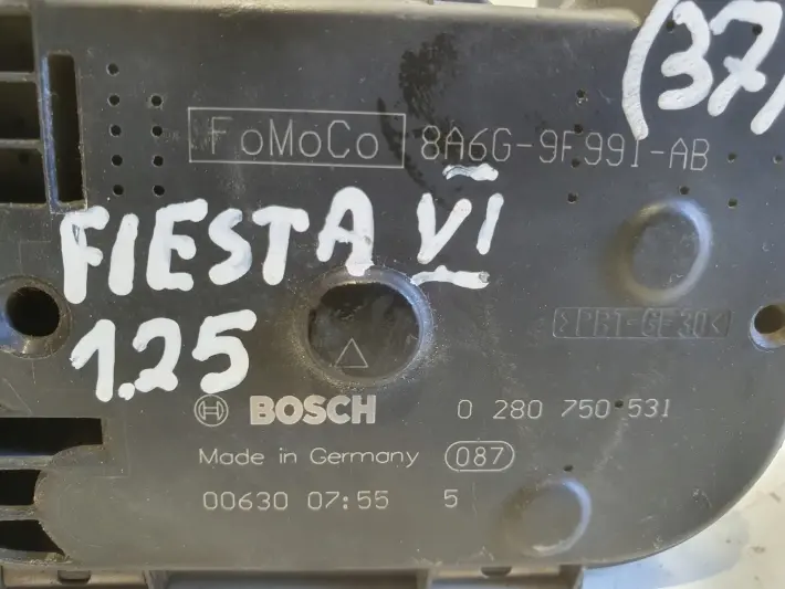Ford Fiesta MK7 1.25 PRZEPUSTNICA 8A6G-9F991-AB