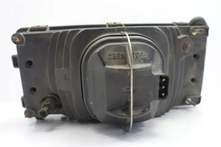 Volvo 740 760 PRZEDNIA LAMPA prawa EUROPA 3 piny