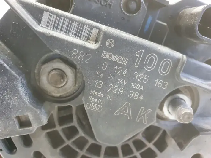 Opel Zafira B 1.6 16V ALTERNATOR bosch 100A 0124325163 13229984 AK