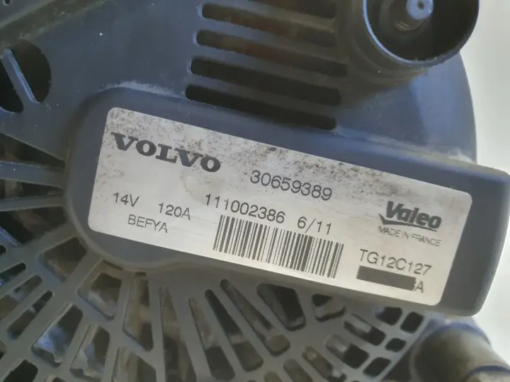 Volvo S40 II V50 1.6 D D2 ALTERNATOR 30659389 120A valeo