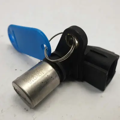 Toyota Hiace H200 2.5 D4D CZUJNIK WAŁKA oryginał