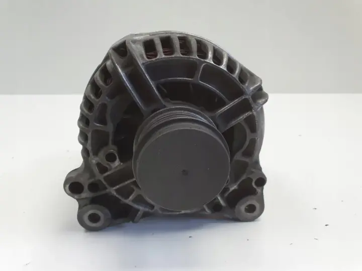 Skoda Superb I 1.9 TDI ALTERNATOR Bosch 028903029B 120A