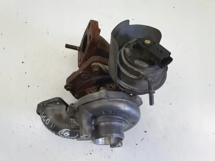 VOLVO C30 V40 II S40 V50 V60 S60 II 1.6 D2 TURBOSPRĘŻARKA turbo 9686120680