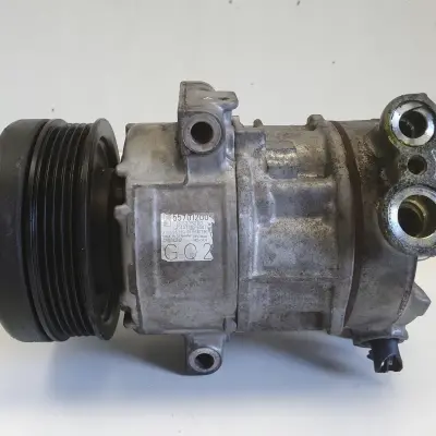 Opel Corsa D 1.4 16V SPRĘŻARKA KLIMATYZACJI 55701200