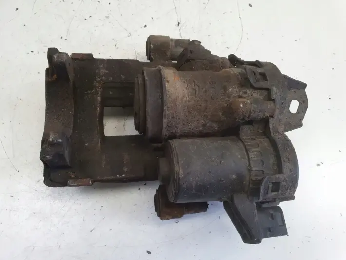 Volvo XC60 II XC90 II TYLNY ZACISK HAMULCOWY prawy tył 31687555 32217364