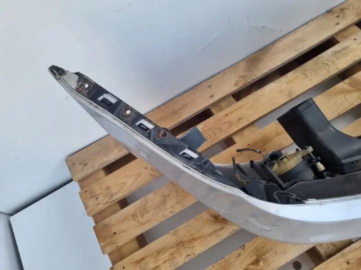 BMW E60 03-07r KOMPLETNY PRZEDNI ZDERZAK przód SREBRNY SPRYSKI PDC 354