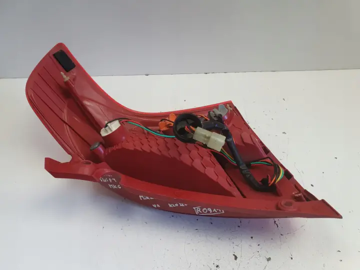 Suzuki Swift IV Mk4 Mk6 VI lift 07-10r TYLNA LAMPA LEWA lewy tył