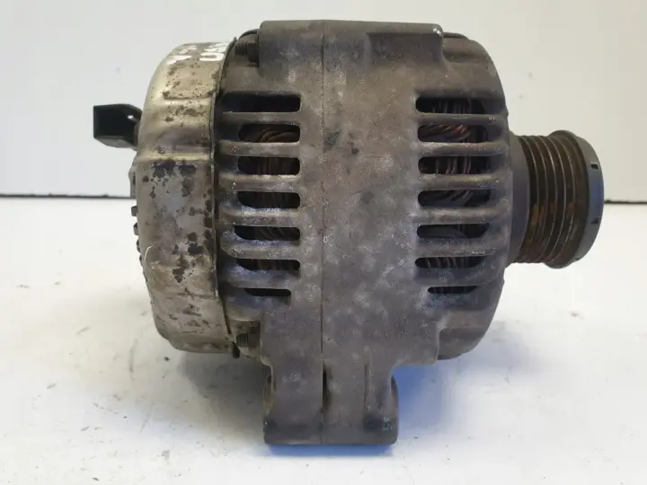 Volvo V40 1.8 16V ALTERNATOR 9472908 120A