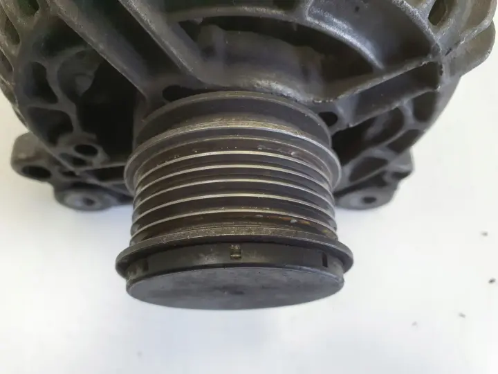 Vw Golf V Jetta Audi A3 1.9 TDI ALTERNATOR Bosch 038903018QX 120A