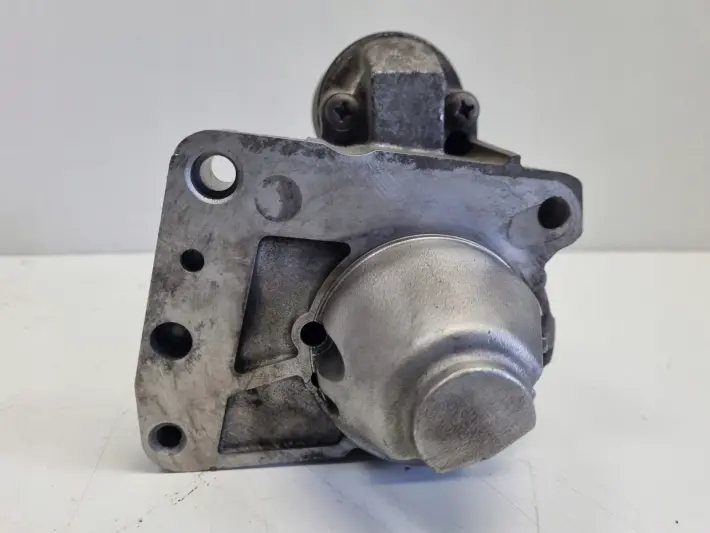 98db3d2ab916ec510b13ca9e432faf7d