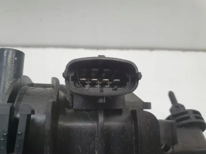 Volvo S60 II V60 2.0 D4 KOLEKTOR SSĄCY 31431955