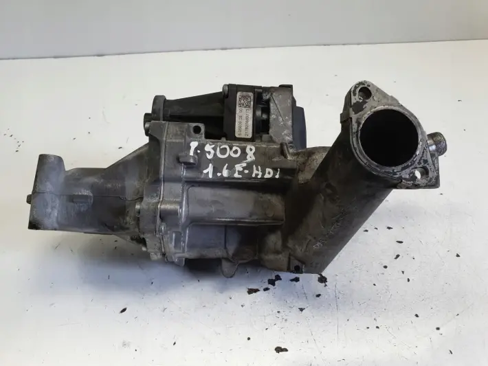 e85f8ebec2d0fec2261d78ea341cf41f