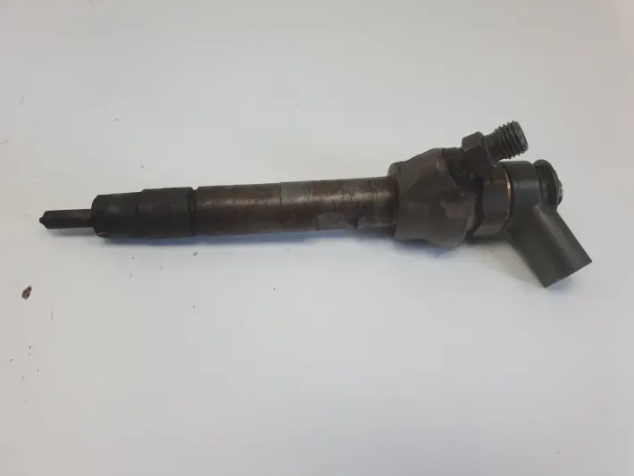 BMW E87 E90 E91 2.0 D WTRYSKIWACZ wtrysk 0445110289