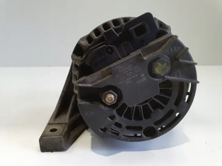 Volvo S60 V70 2.4 D5 ALTERNATOR 8676498 bosch