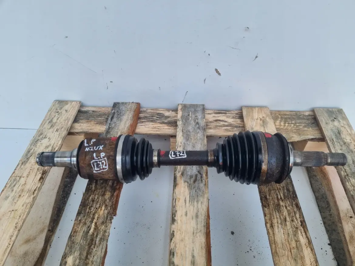 Toyota Hilux VII 3.0 D4D LEWA PRZEDNIA PÓŁOŚ półośka lewy przód 43430-0K030