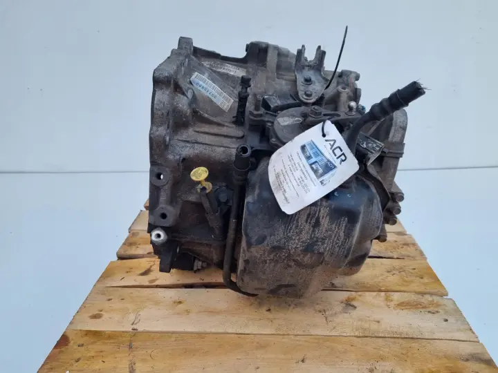 Volvo S60 2.4 D5 AUTOMATYCZNA SKRZYNIA BIEGÓW automat 30713890 55-50SN