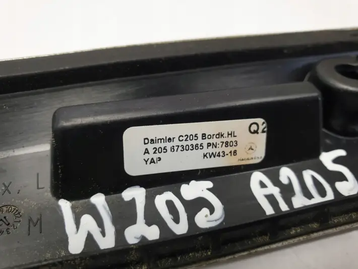 Mercedes A205 W205 Cabrio TYLNA LISTWA SZYBY Kpl