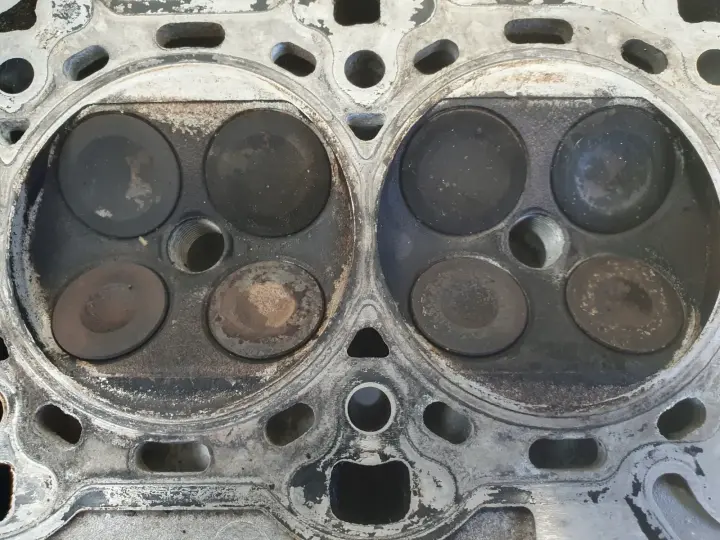 Opel Corsa D 1.2 16V GŁOWICA CYLINDRÓW 55355430