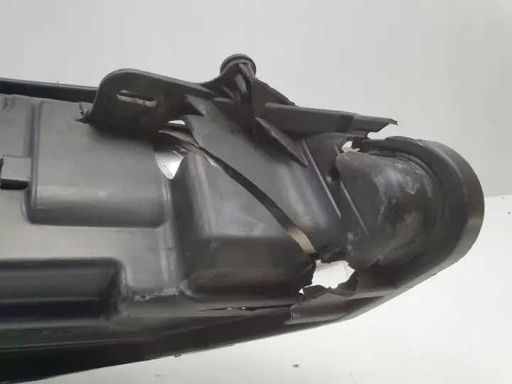 Ford Fiesta VII MK7 08-13r LIFT PRZEDNIA LAMPA LEWA lewy przód 8A6113W030DE