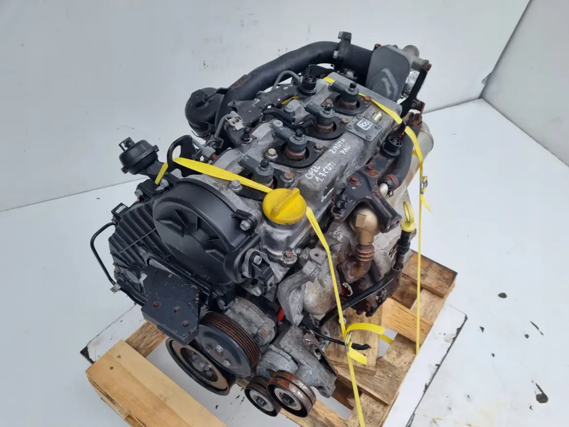 SILNIK KOMPLET Opel Combo C 1.7 CDTI Z17DTH Bosch