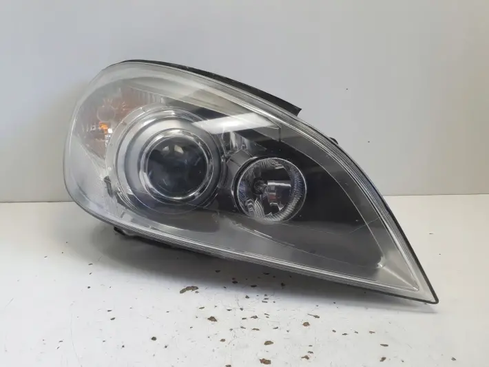 Volvo V60 S60 II PRZEDNIA LAMPA PRAWA prawy przód XENON 31383063