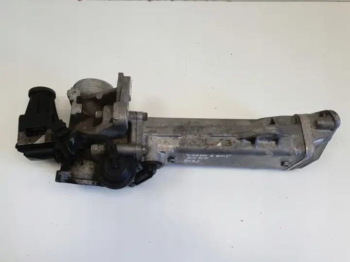 Volvo S80 II V70 III 2.4 D5 CHŁODNICA SPALIN ZAWÓR EGR 30774531