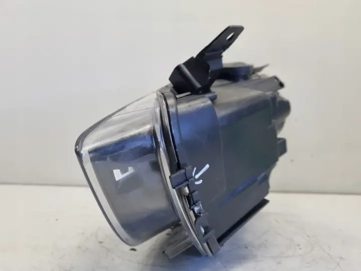 Renault Clio IV 12-16r PRZEDNIA LAMPA PRAWA PRAWY PRZÓD europa 010330748