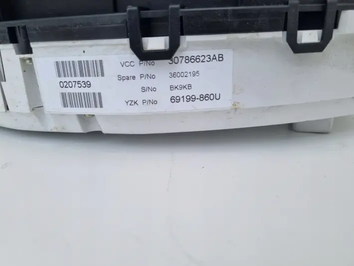 Volvo S80 II V70 III XC70 II 2.4 D5 LICZNIK ZEGARY Europa 30786623AB
