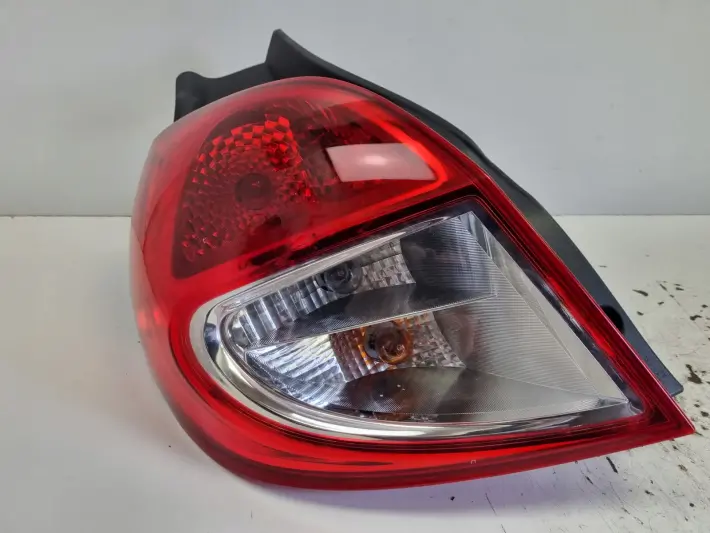 Renault Clio III HB lift TYLNA LAMPA LEWA lewy tył kierowcy 8200776048