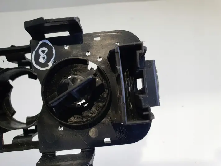 Mini One R56 PRAWY WKŁAD TYLNEJ LAMPY prawy tył pasażera
