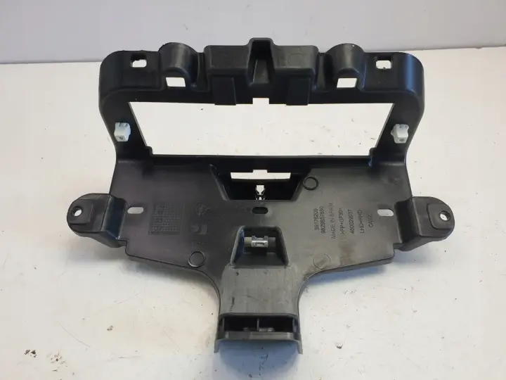 Opel Corsa F STELAŻ RADIA Ramka 39176209