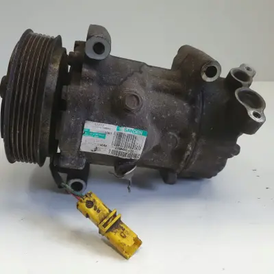Mini One R56 1.4 16V VTi SPRĘŻARKA KLIMATYZACJI 2758433