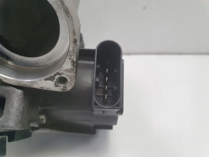 BMW E87 E90 2.0 D TURBOSPRĘŻARKA 7795497 49135-05761