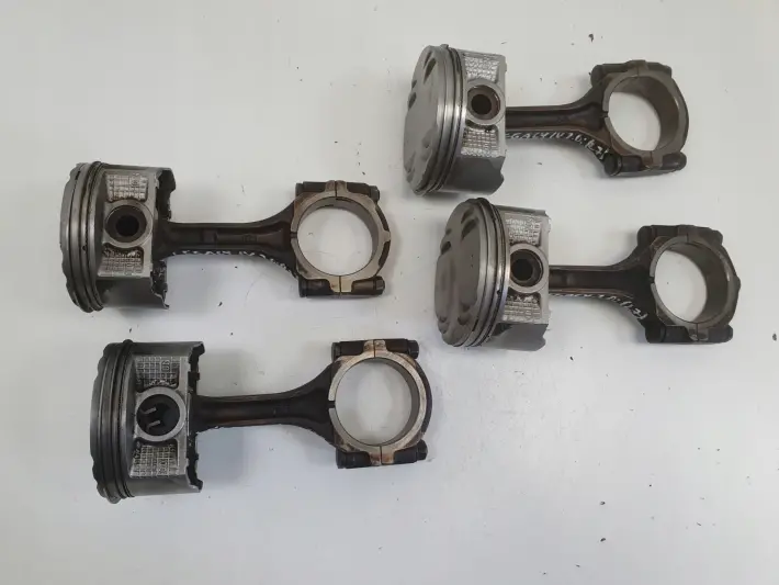 Subaru Legacy IV 2.0 B TŁOK KORBOWÓD