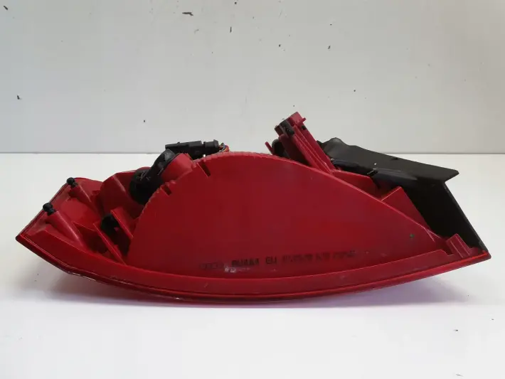 Audi A5 8T Coupe 07-16r TYLNA TYLNIA LAMPA LED PRAWA PRAWY TYŁ 8T0945096B