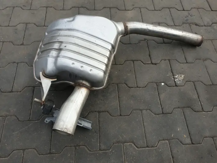 Mercedes W238 COUPE 3.0 V6 AMG TŁUMIK LEWY TYŁ